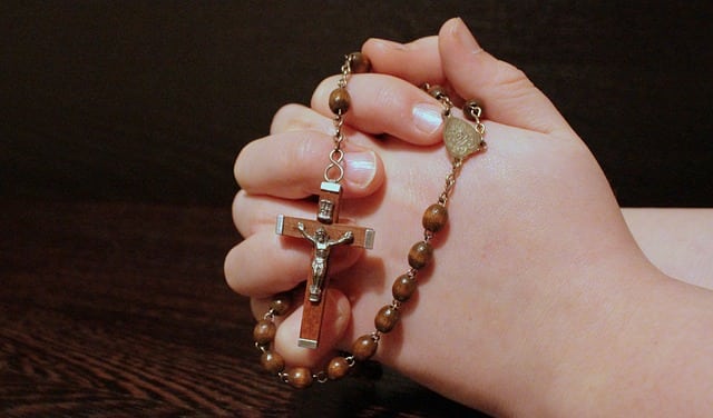 Folded Hands Power of Prayer Pray - Rosary Faith Cross