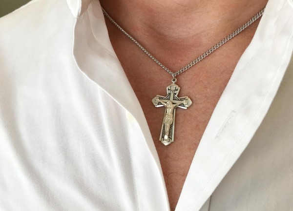 Catholic Medals - Men's Pointed Crucifix